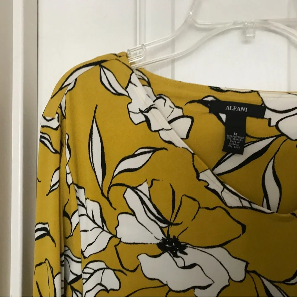 New Alfani top! - Picture 4 of 4